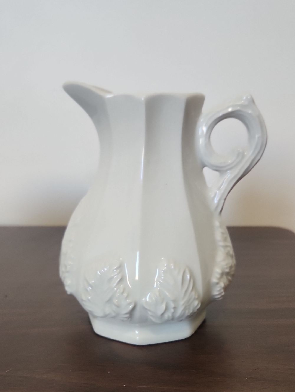 Vtg Red Cliff Ironstone Embossed Grape Leaf Pitcher and Sugar Bowl Set- No Lid - Picture 3 of 6